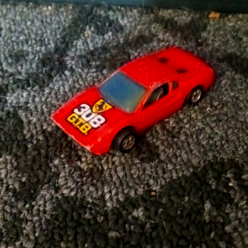 Ferrari 308 GTB Red Toy Car hot wheels 1977